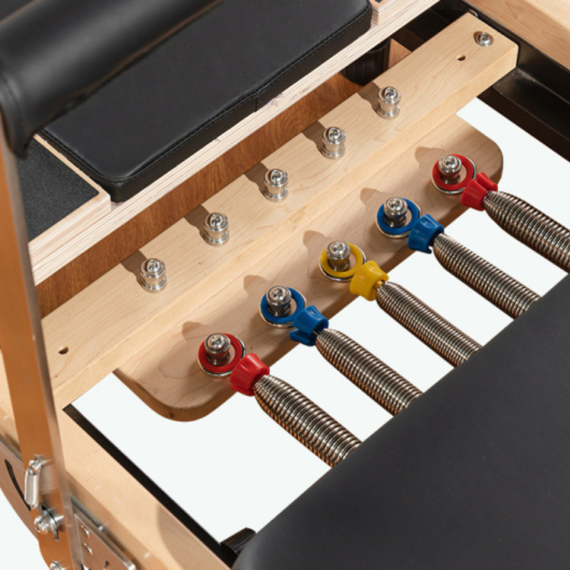 Prémiový reformátor Maple Pilates - Nastavitelný design výšky nohy